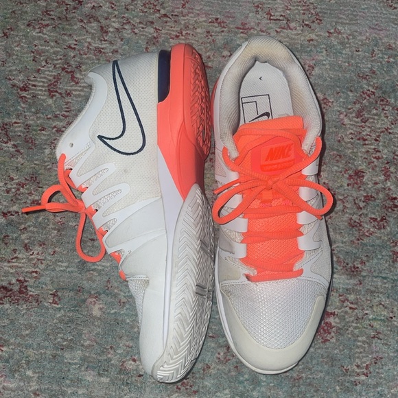 Women’s Nike Vapor 9.5 Tennis 🎾 Shoe - Size 8 - Picture 2 of 10